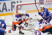 Дебют наших выпускников