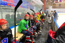 На Ждановке хороший лед