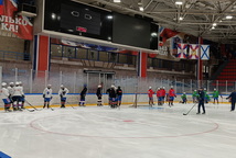 СДЮШОР СКА вышла на лед