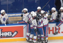 СКА-2008 обыгрывает \