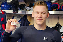 Выпускник СДЮШОР СКА - лучший новичок КХЛ